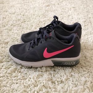GOOD CONDITION Nike AirMax Grey/Pink Size 5
